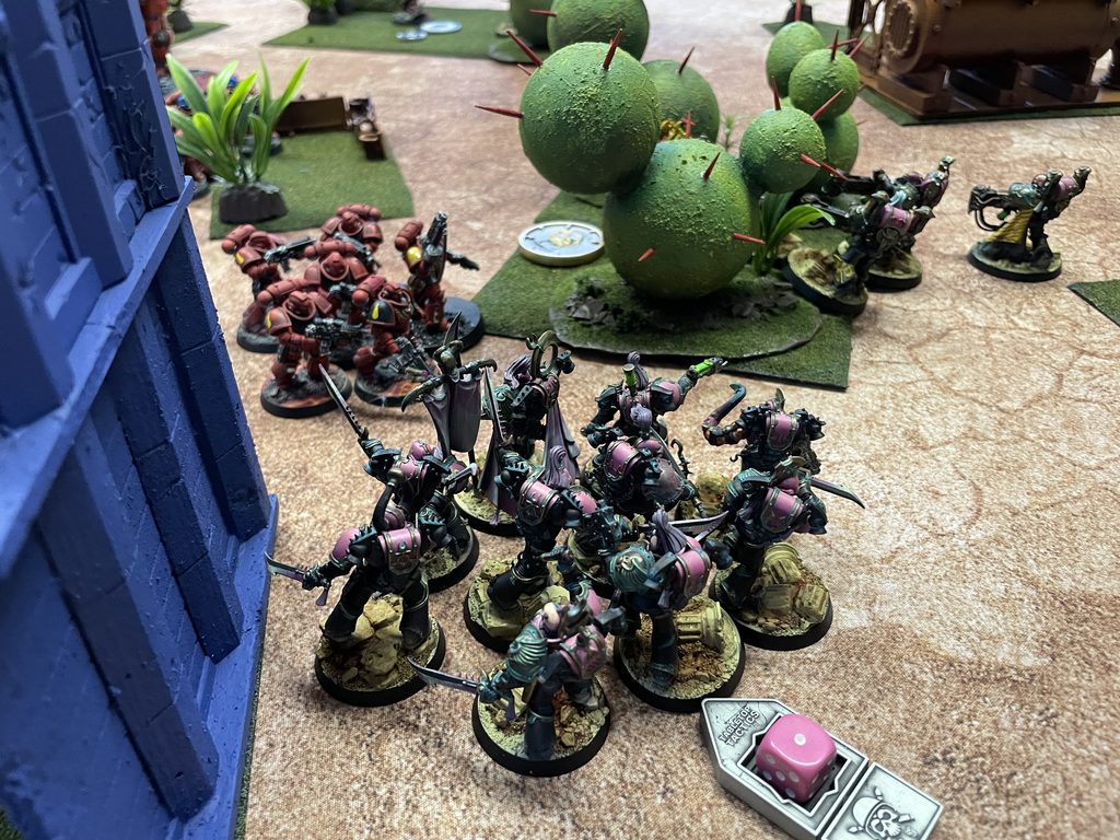 Emperors Children rücken auf die Intercessoren der Blood Angels vor.